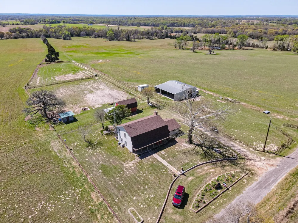 198 Vz County Road 4311 Ben Wheeler, TX 75754