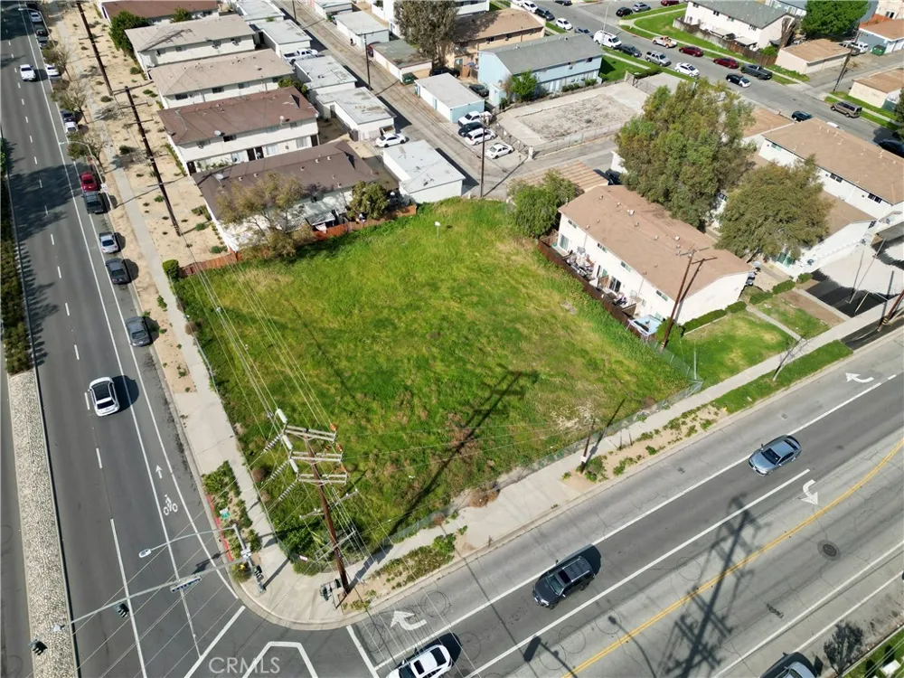 449 River Rd Corona, CA 92878