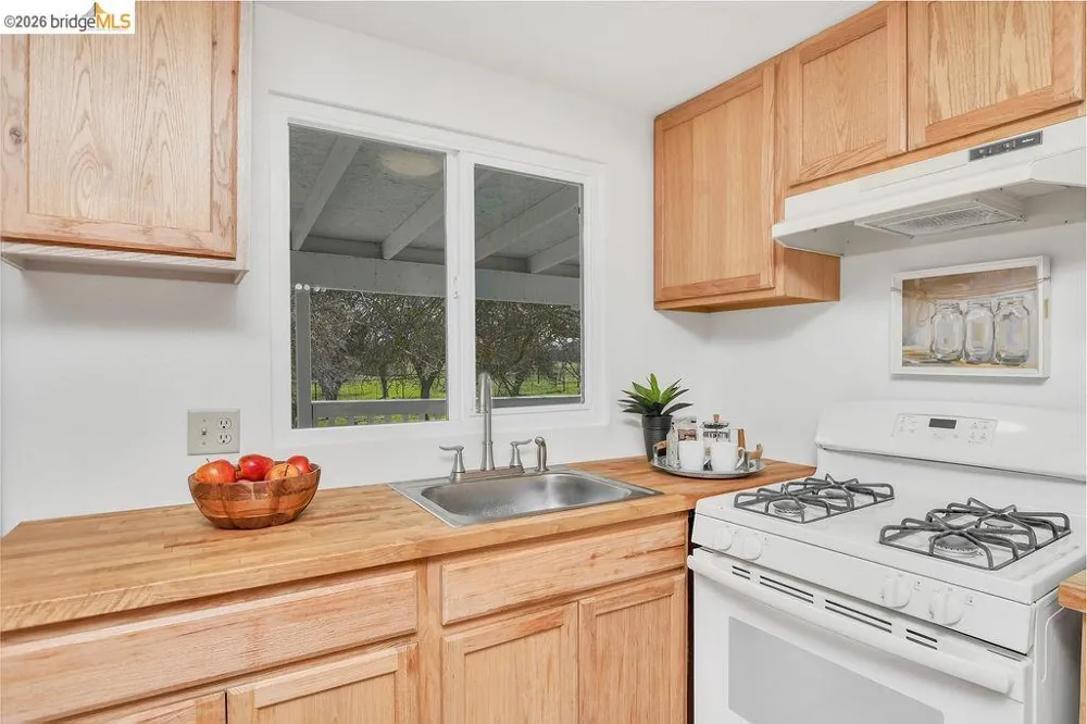 7550 Adams Ave Valley Springs, CA 95252