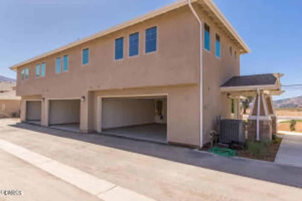 104 Main Street Piru, CA 93040