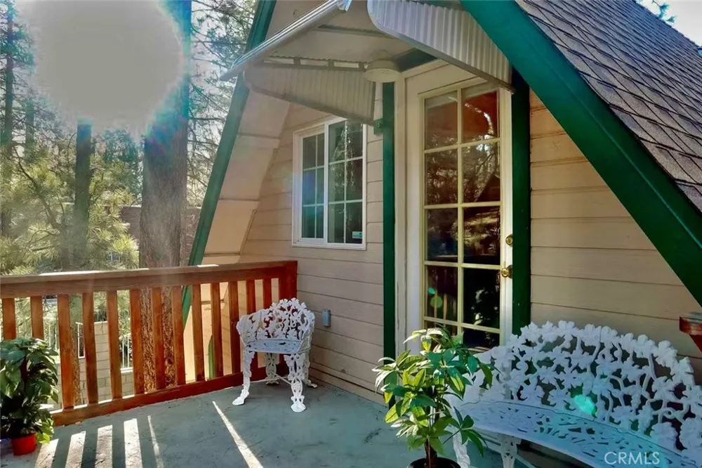 336 W Sherwood Big Bear City, CA 92314