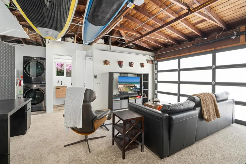 219 24th St Del Mar, CA 92014