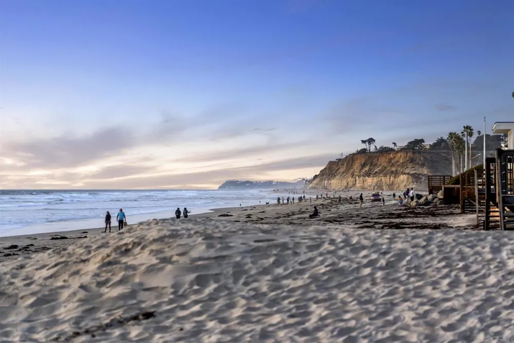 219 24th St Del Mar, CA 92014