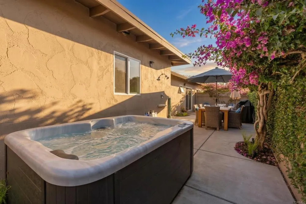 219 24th St Del Mar, CA 92014