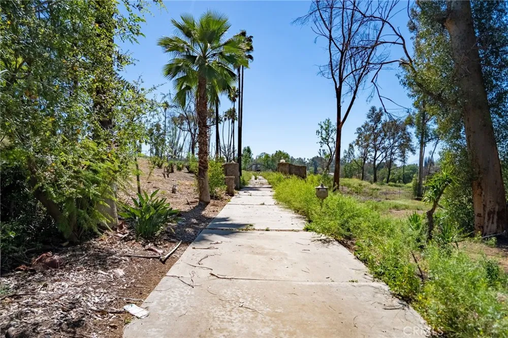 6480 Hawarden Riverside, CA 92506