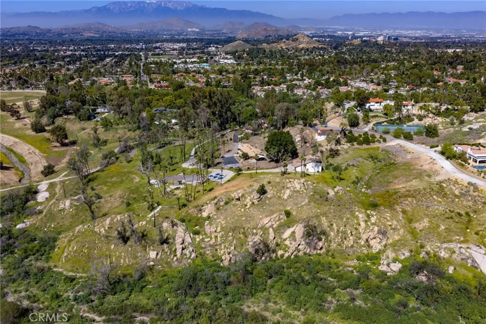 6480 Hawarden Riverside, CA 92506