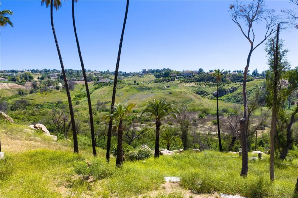 6480 Hawarden Riverside, CA 92506