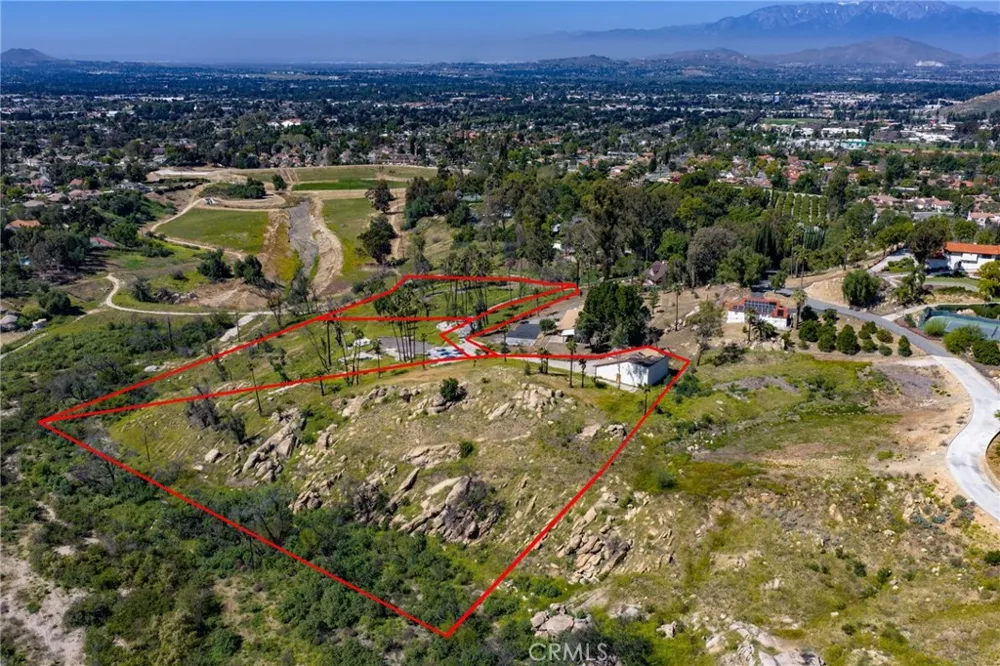 6480 Hawarden Riverside, CA 92506