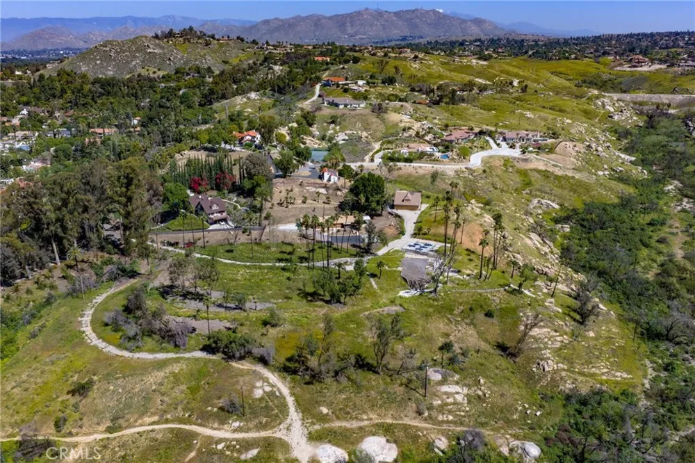 6480 Hawarden Riverside, CA 92506