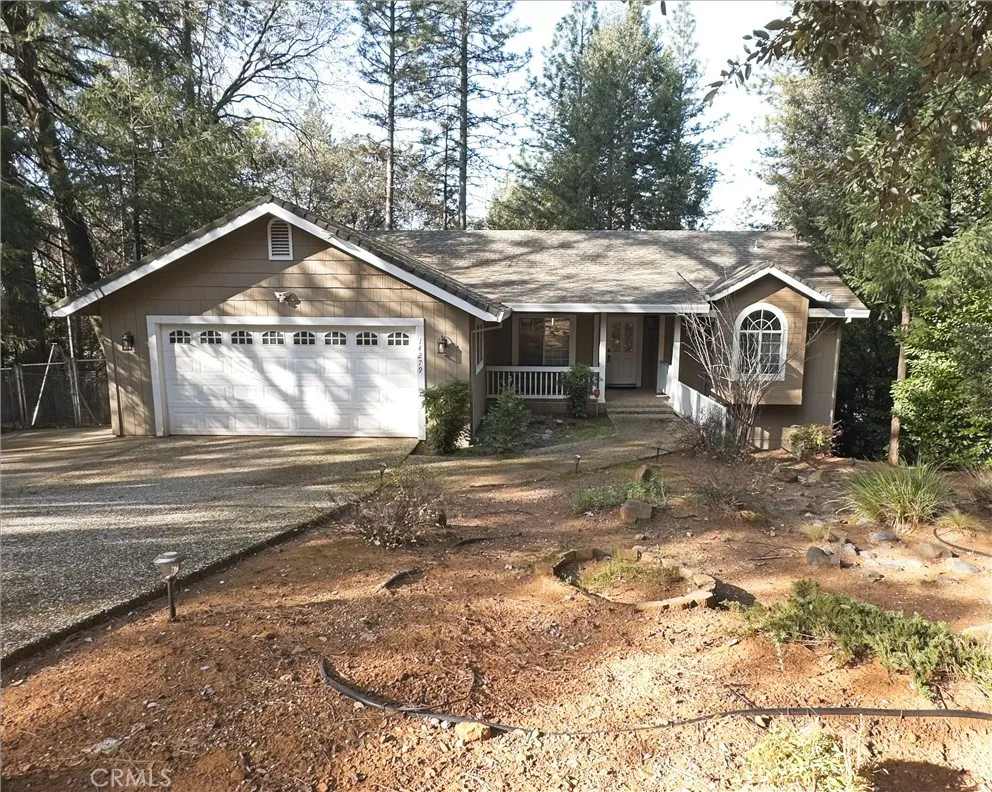 14279 Carnegie Magalia, CA 95954