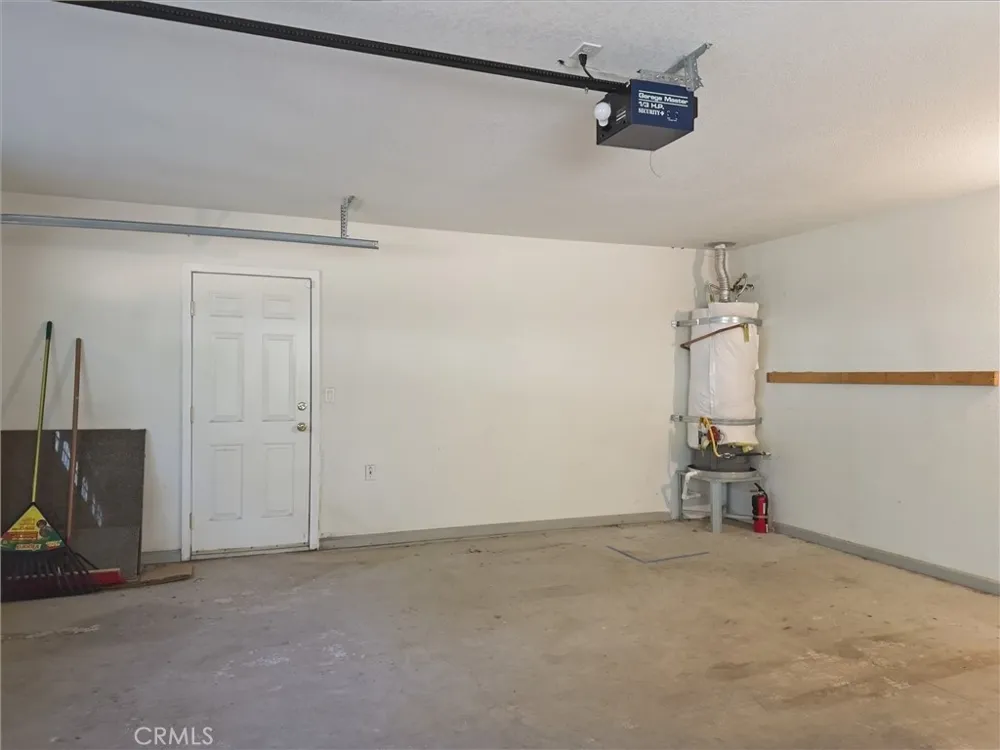 14279 Carnegie Magalia, CA 95954