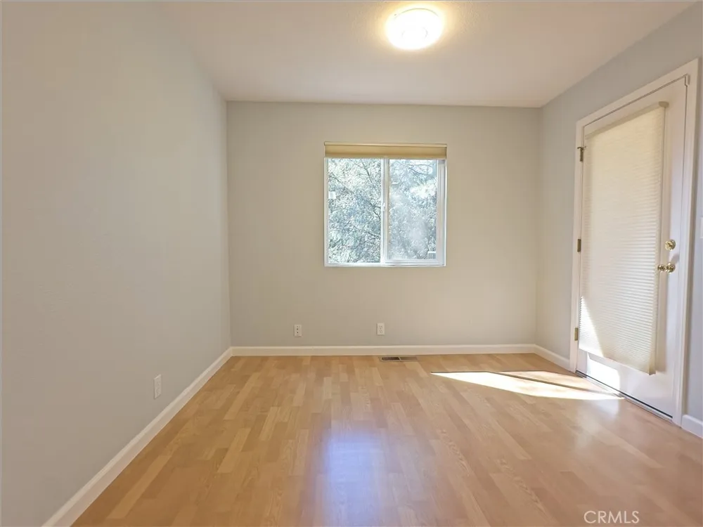 14279 Carnegie Magalia, CA 95954