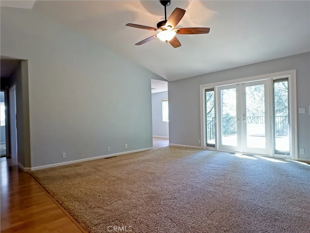 14279 Carnegie Magalia, CA 95954