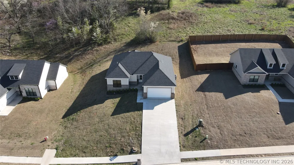 824 E Harlan Drive Tahlequah, OK 74464
