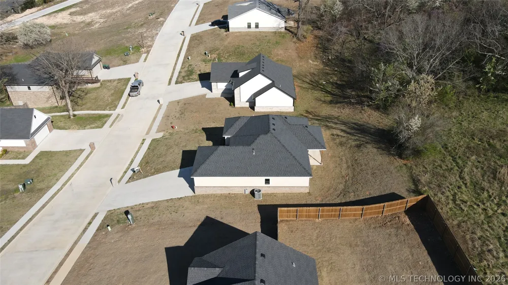 824 E Harlan Drive Tahlequah, OK 74464