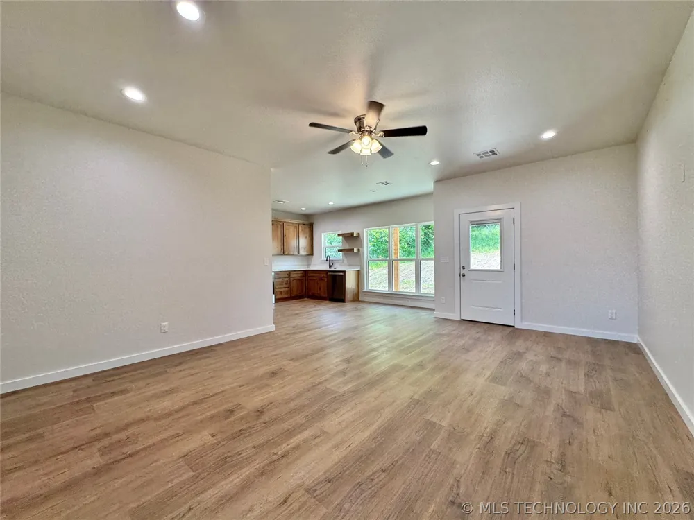 824 E Harlan Drive Tahlequah, OK 74464