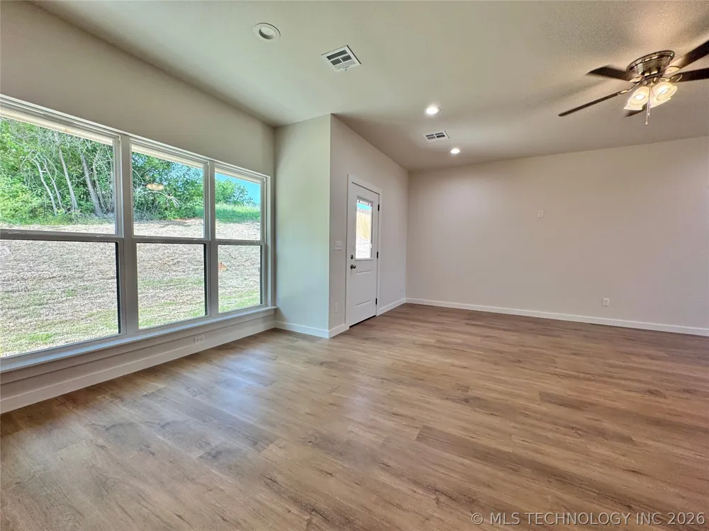 824 E Harlan Drive Tahlequah, OK 74464