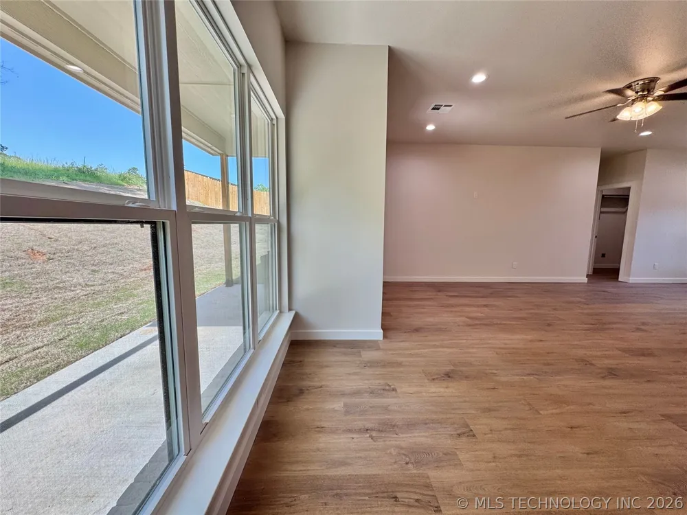 824 E Harlan Drive Tahlequah, OK 74464