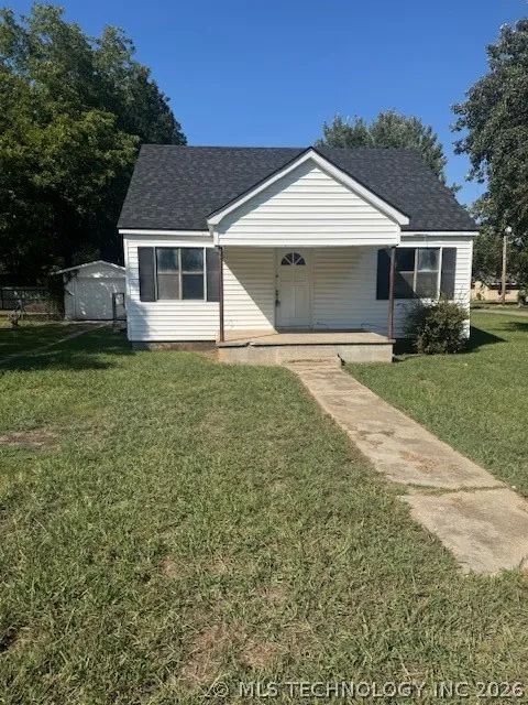 1000 W Francis Street
