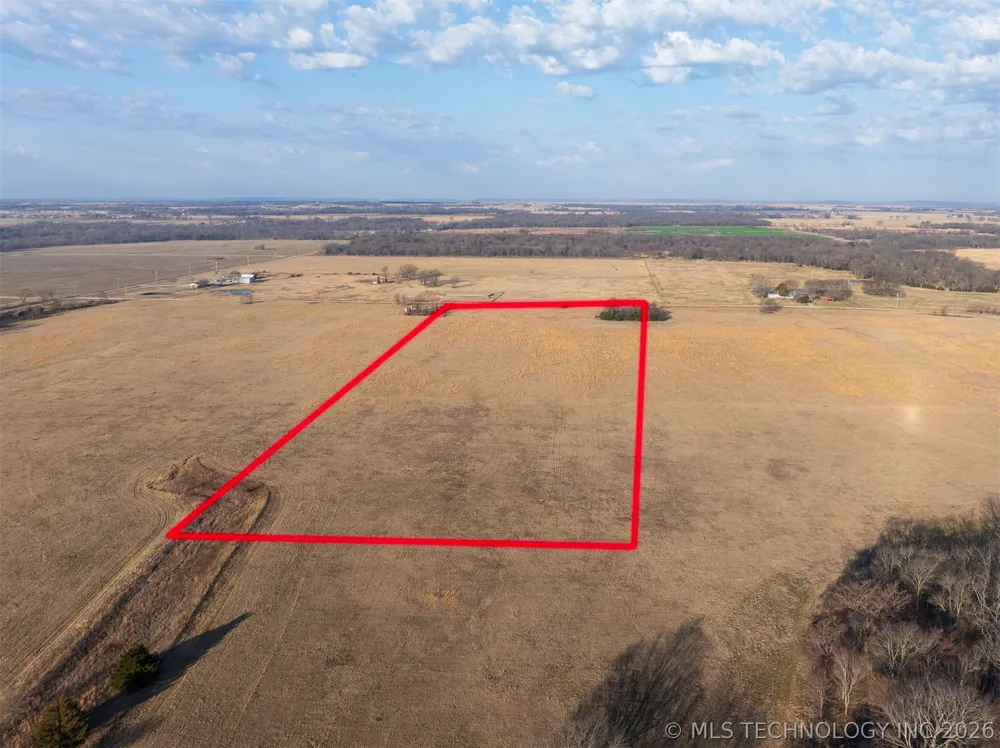 3 320 ROAD Morris, OK 74445