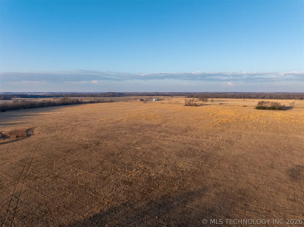 3 320 ROAD Morris, OK 74445