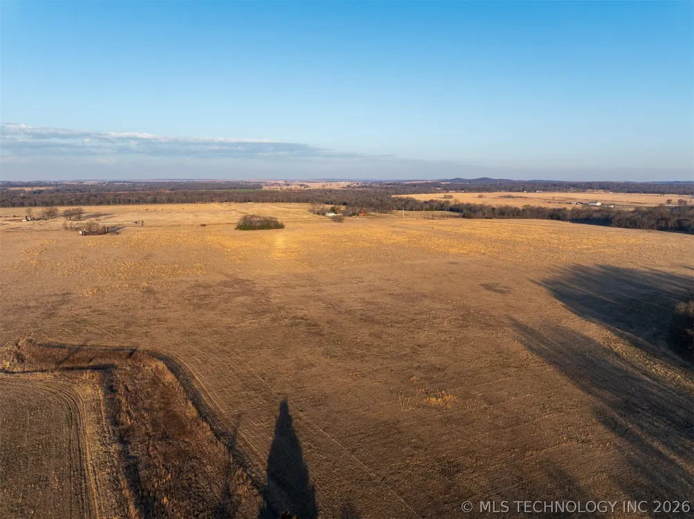 3 320 ROAD Morris, OK 74445