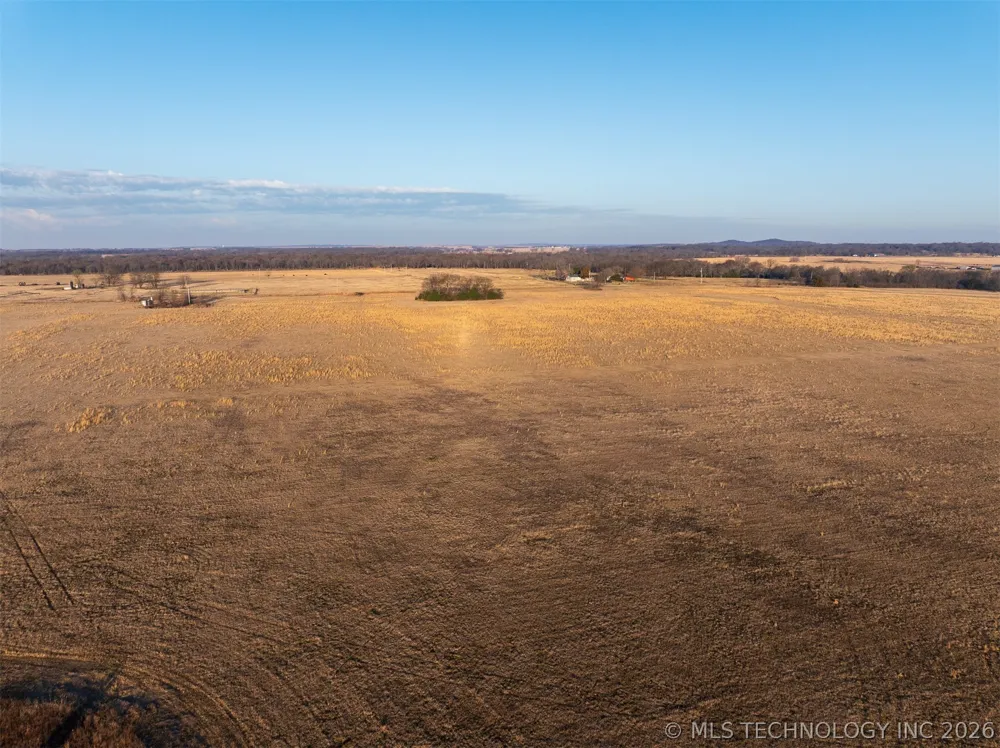 3 320 ROAD Morris, OK 74445