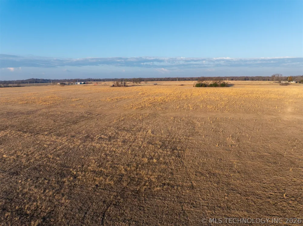 3 320 ROAD Morris, OK 74445