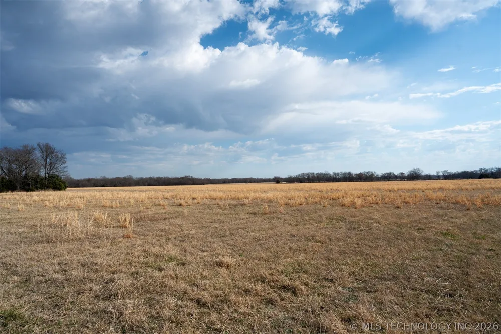 3 320 ROAD Morris, OK 74445