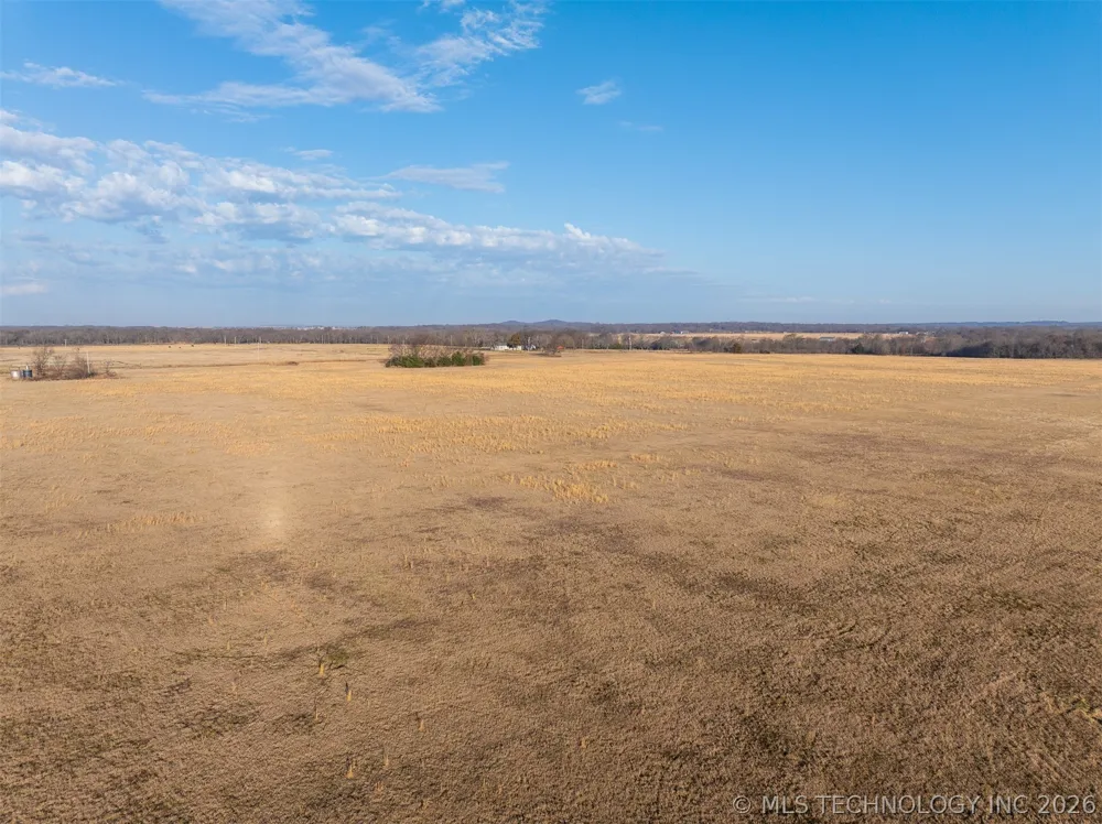 3 320 ROAD Morris, OK 74445