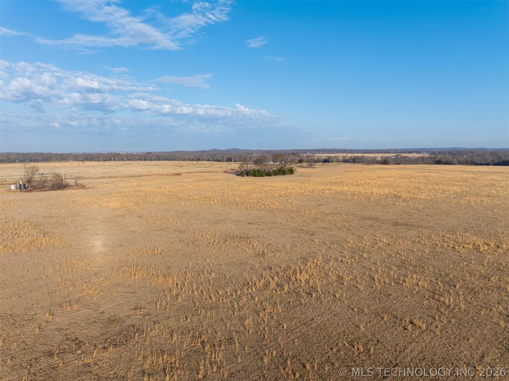 3 320 ROAD Morris, OK 74445