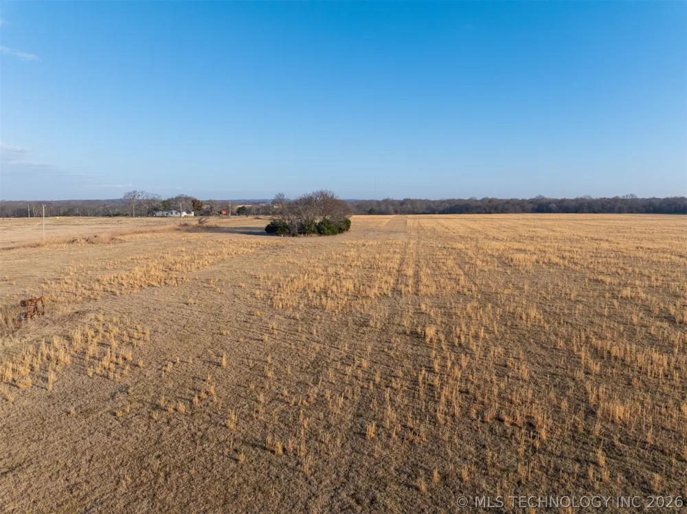 3 320 ROAD Morris, OK 74445