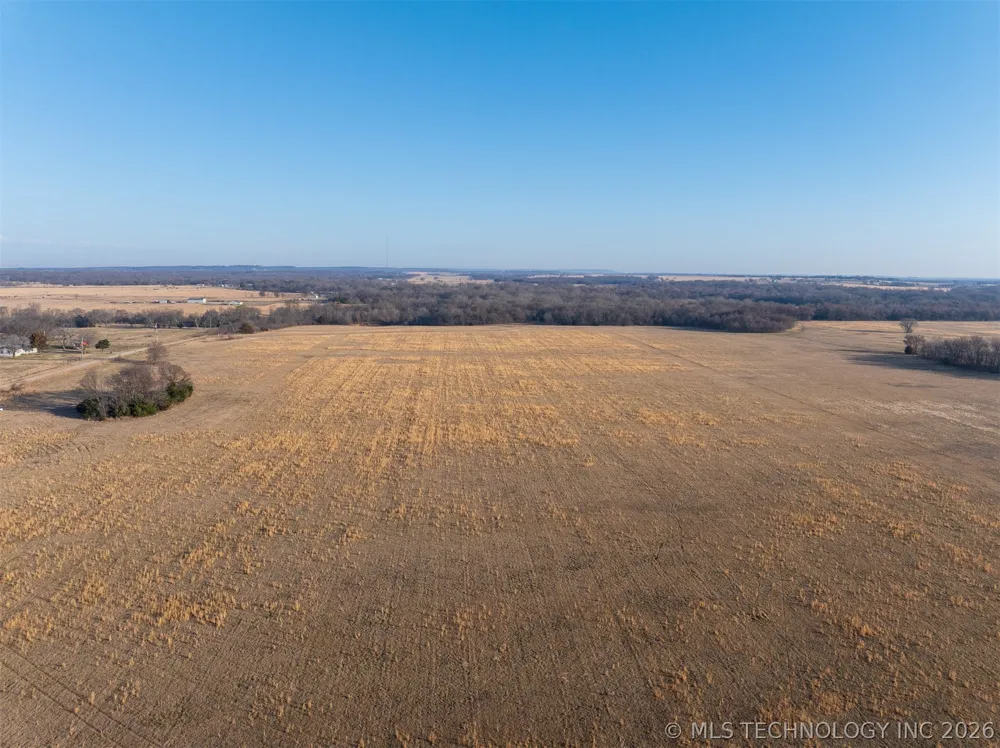 3 320 ROAD Morris, OK 74445