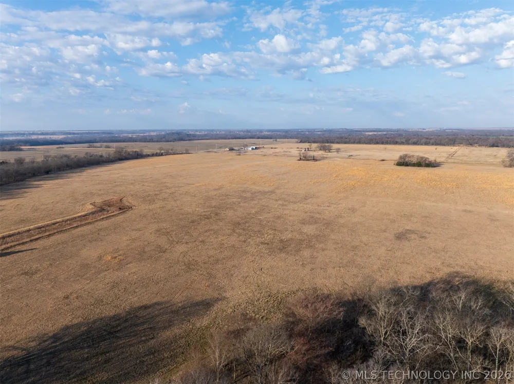 3 320 ROAD Morris, OK 74445