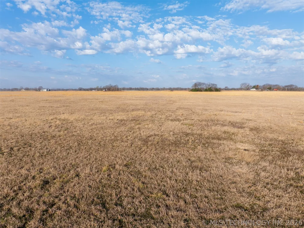 3 320 ROAD Morris, OK 74445