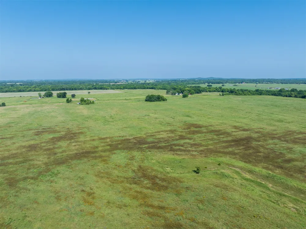 3 320 ROAD Morris, OK 74445