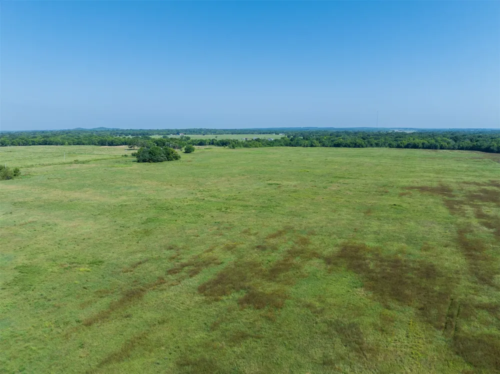 3 320 ROAD Morris, OK 74445
