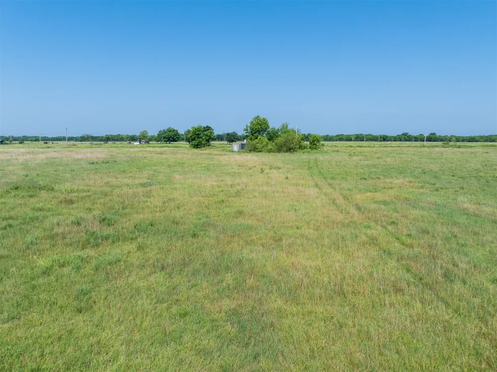 3 320 ROAD Morris, OK 74445