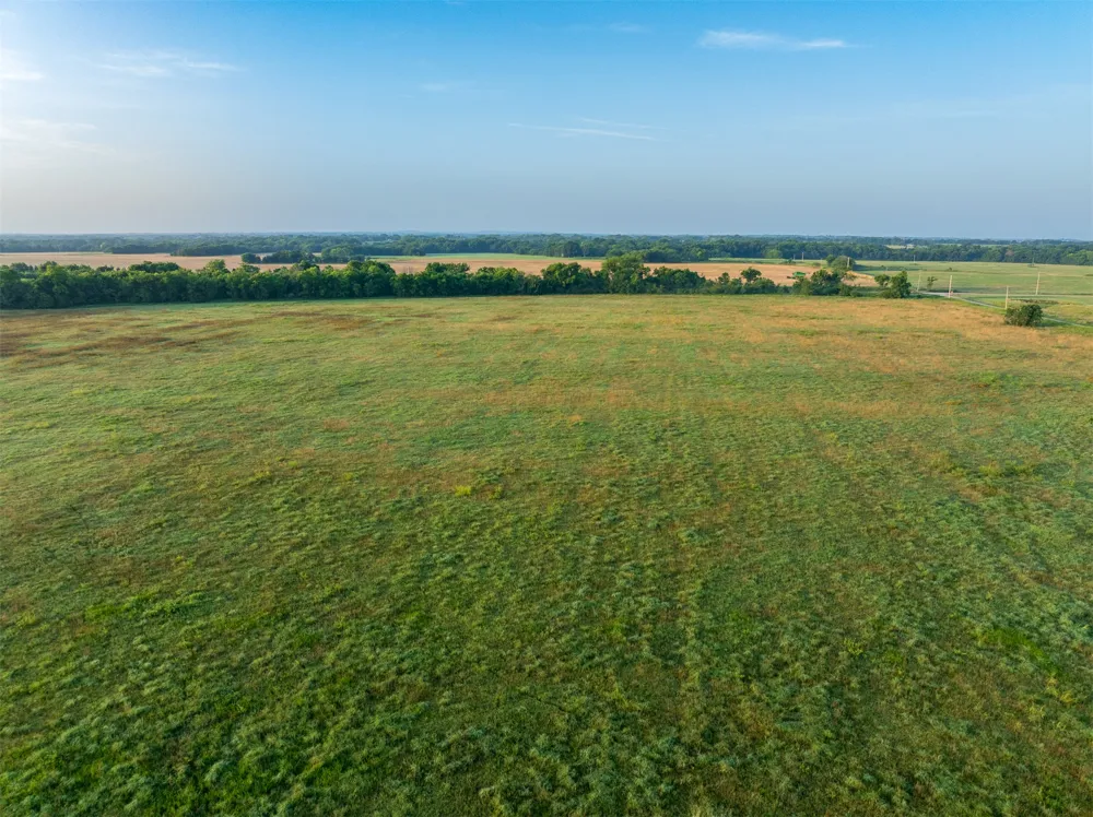3 320 ROAD Morris, OK 74445
