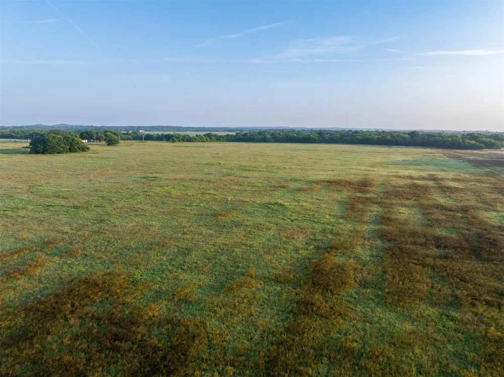 3 320 ROAD Morris, OK 74445