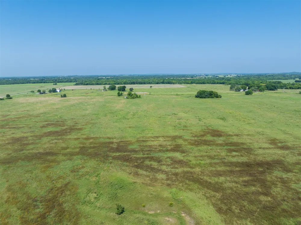 3 320 ROAD Morris, OK 74445