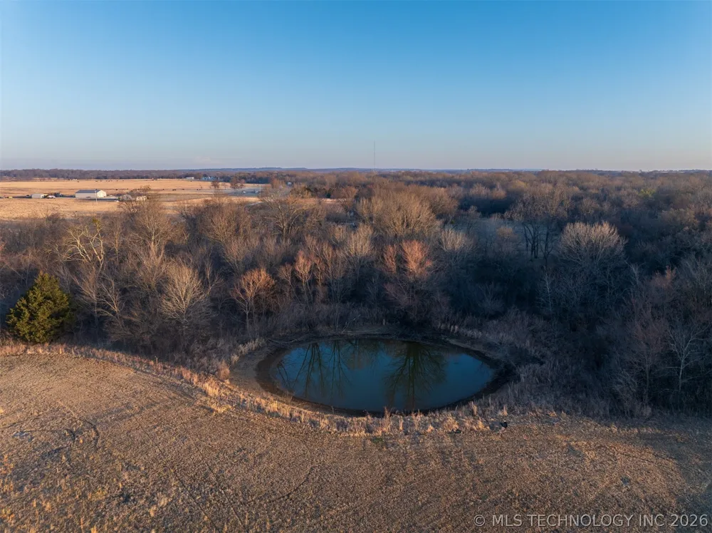 1 320 ROAD Morris, OK 74445