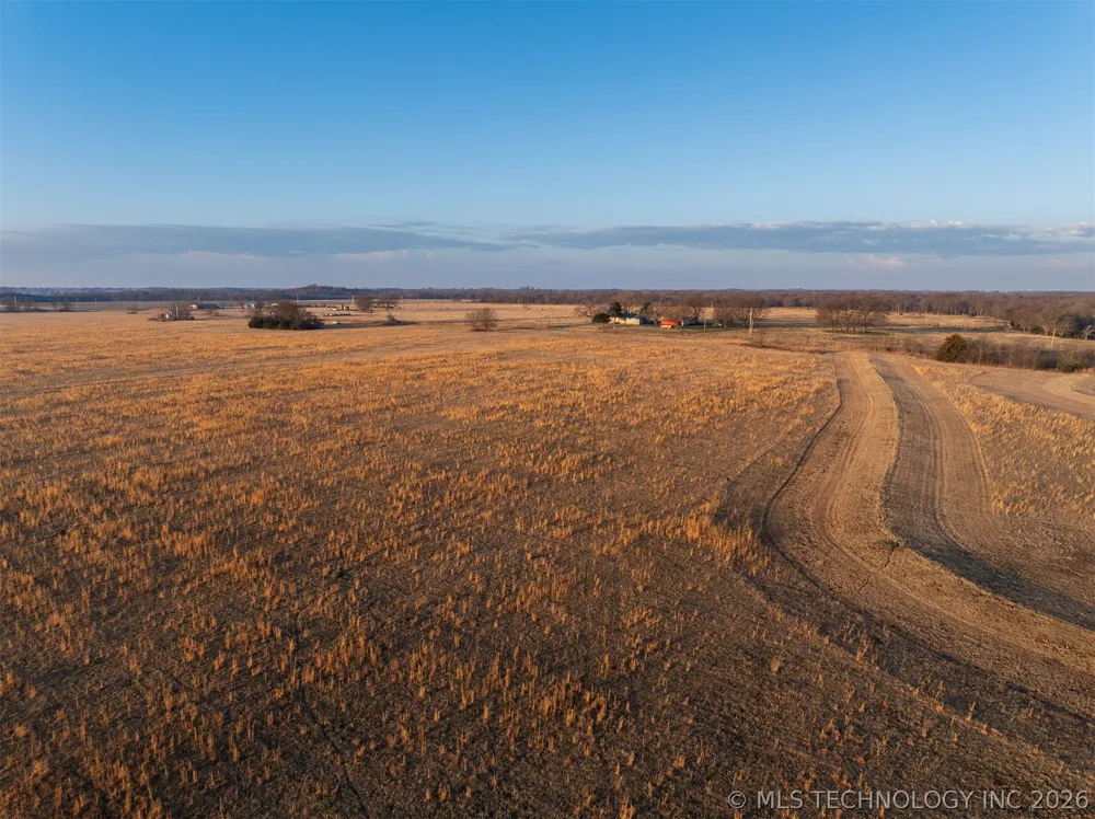 1 320 ROAD Morris, OK 74445