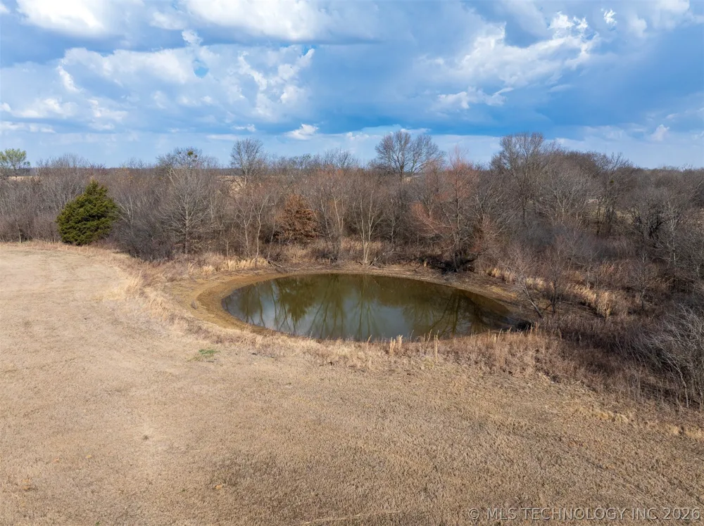 1 320 ROAD Morris, OK 74445