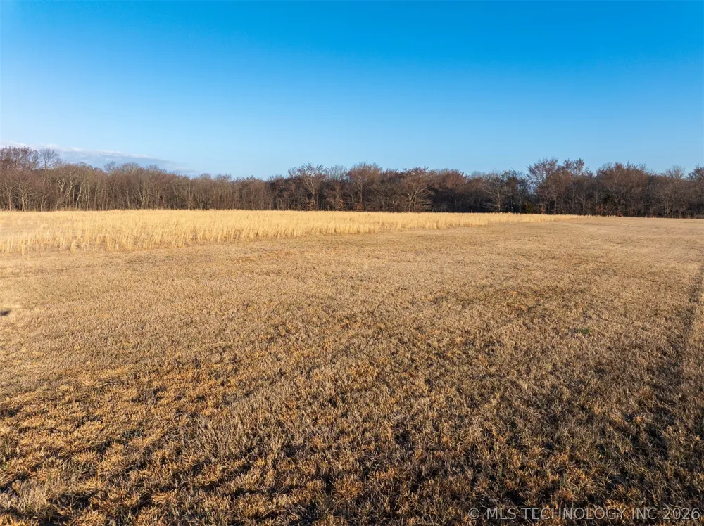 1 320 ROAD Morris, OK 74445