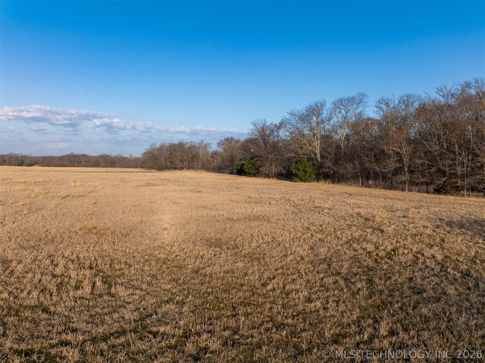 1 320 ROAD Morris, OK 74445