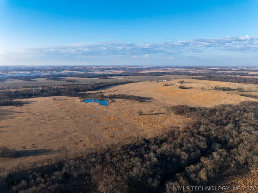 1 320 ROAD Morris, OK 74445