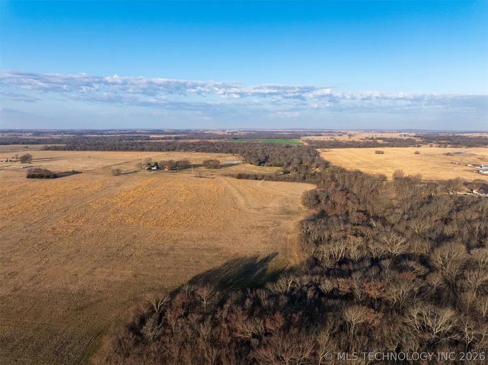 1 320 ROAD Morris, OK 74445