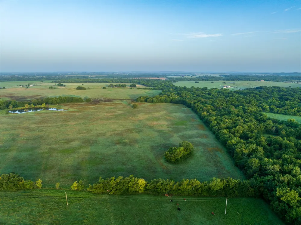 1 320 ROAD Morris, OK 74445