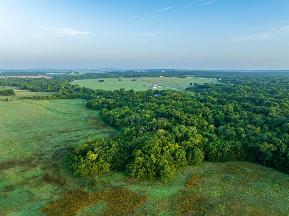 1 320 ROAD Morris, OK 74445